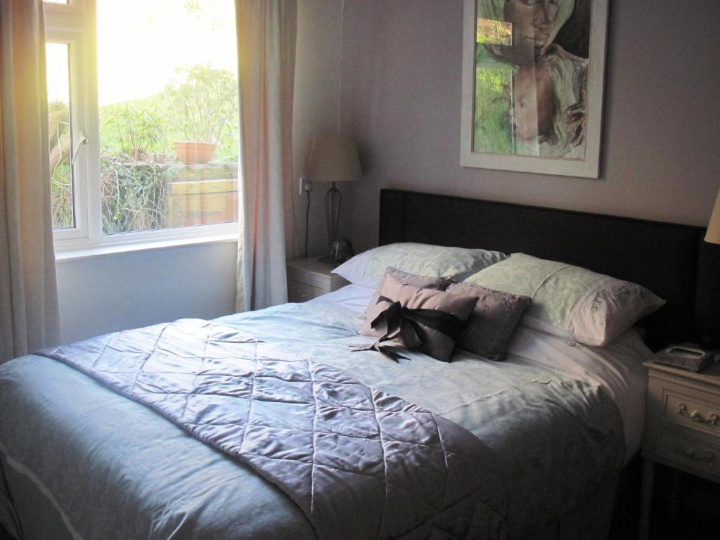 Shrubdown Bed & Breakfast Freshford Bilik gambar